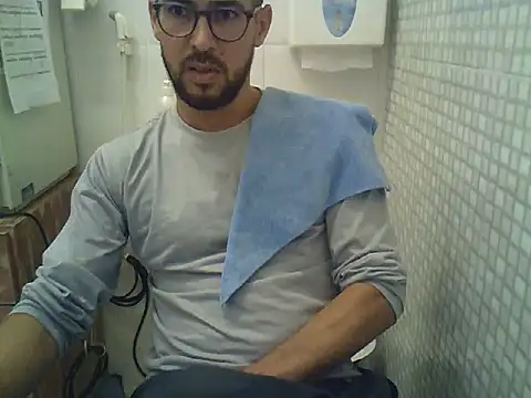 Snapshot of pdasgyn chatting on November 2025 12:51:01 PM pdasgyn online show from November 2025 12:51:01 PM