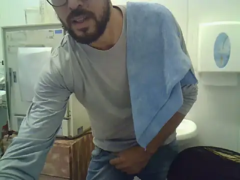 Snapshot of pdasgyn chatting on January 2026 01:35:02 PM pdasgyn online show from January 2026 01:35:02 PM