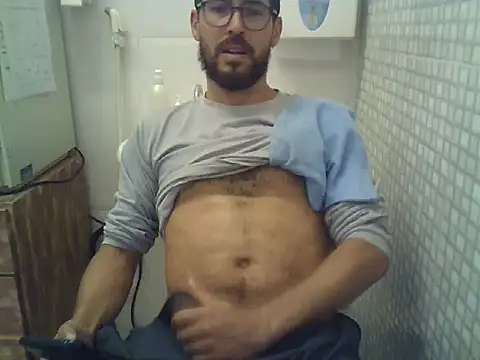 Snapshot of pdasgyn chatting on January 2026 06:35:02 PM pdasgyn online show from January 2026 06:35:02 PM