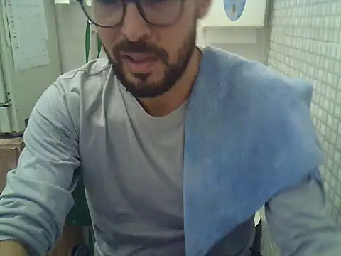 Snapshot of pdasgyn chatting on February 2026 01:48:01 PM pdasgyn online show from February 2026 01:48:01 PM