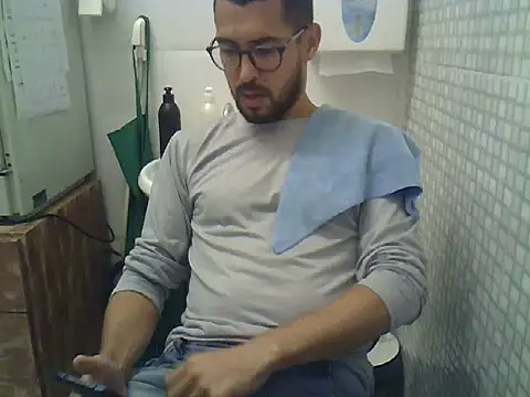 Snapshot of pdasgyn chatting on February 2026 12:25:01 PM pdasgyn online show from February 2026 12:25:01 PM