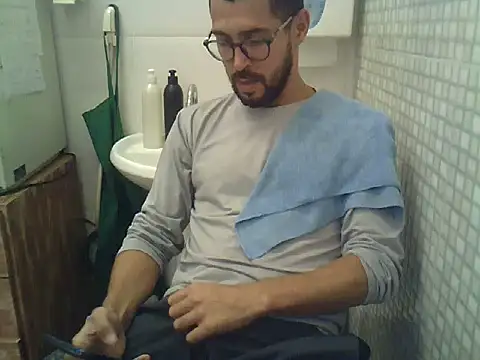 Snapshot of pdasgyn chatting on March 2026 01:17:02 PM pdasgyn online show from March 2026 01:17:02 PM