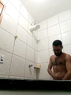 Snapshot of pdasgyn chatting on April 2026 10:37:02 PM pdasgyn online show from April 2026 10:37:02 PM