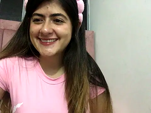 Snapshot of skyler1195 chatting on October 2025 03:20:02 AM skyler1195 online show from October 2025 03:20:02 AM