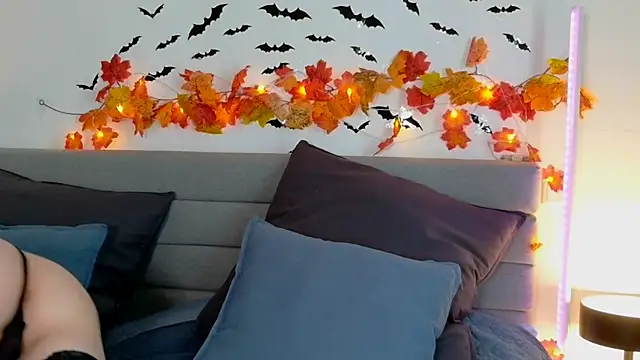 Snapshot of SweetDarling7 chatting on October 2025 12:17:02 PM SweetDarling7 online show from October 2025 12:17:02 PM