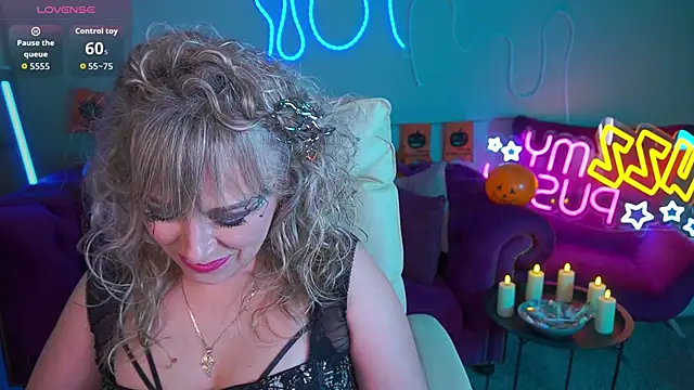 CandyLadyyy online show from October 2025 09:59:01 PM