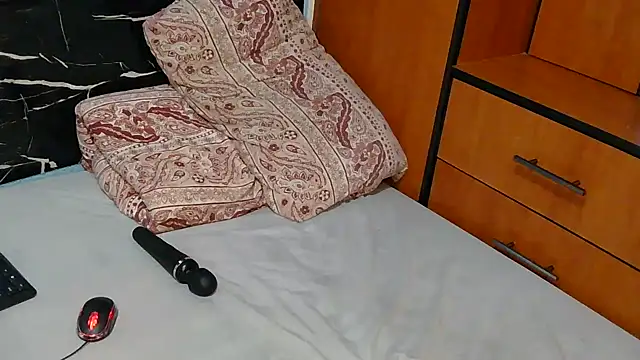 EbonyAlphaBitch online show from February 2026 10:31:01 PM