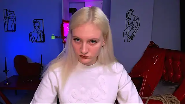 Snapshot of madam_uliis chatting on March 2025 08:42:02 AM madam uliis online show from March 2025 08:42:02 AM