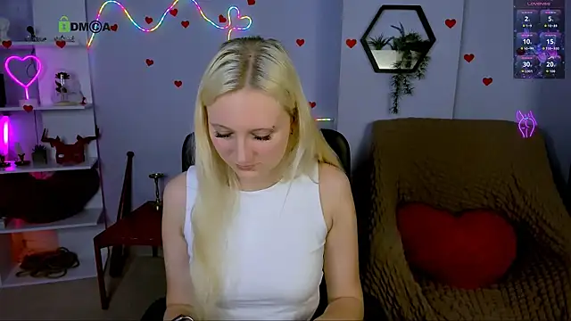 Snapshot of madam_uliis chatting on May 2026 10:21:02 AM madam uliis online show from May 2026 10:21:02 AM