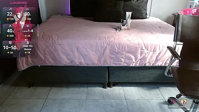 mia velvet1 online show from November 2025 01:22:01 PM