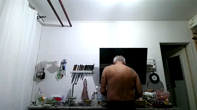 Berg Boy online show from April 2026 03:39:01 AM