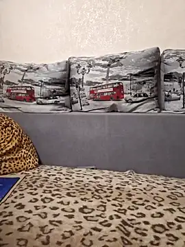 Snapshot of my_Kazka chatting on November 2025 04:44:01 PM my Kazka online show from November 2025 04:44:01 PM