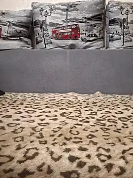 Snapshot of my_Kazka chatting on December 2025 05:44:02 PM my Kazka online show from December 2025 05:44:02 PM