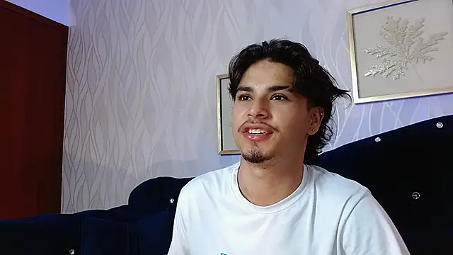 Snapshot of MathewAdams chatting on October 2025 06:18:02 PM MathewAdams online show from October 2025 06:18:02 PM