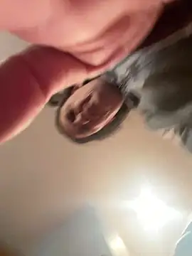 Snapshot of tttttyta chatting on April 2026 12:46:02 AM tttttyta online show from April 2026 12:46:02 AM