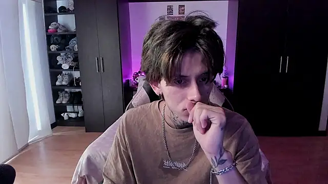 xIce Boy online show from February 2026 02:26:02 PM