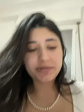 Snapshot of SashaLuss_ chatting on March 2025 03:40:01 PM SashaLuss online show from March 2025 03:40:01 PM