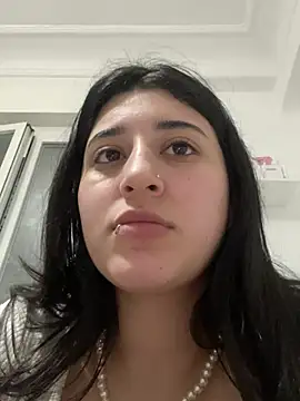 Snapshot of SashaLuss_ chatting on March 2025 01:35:01 AM SashaLuss online show from March 2025 01:35:01 AM