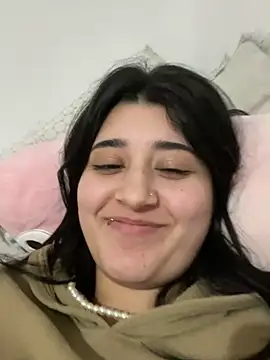 Snapshot of SashaLuss_ chatting on March 2025 05:02:02 PM SashaLuss online show from March 2025 05:02:02 PM