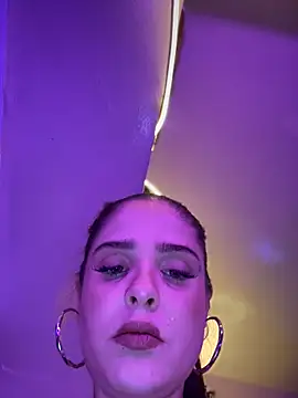 LoganPeny online show from November 2025 05:19:02 AM