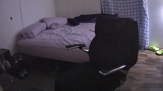 Muffdiver718 online show from March 2025 09:56:02 AM