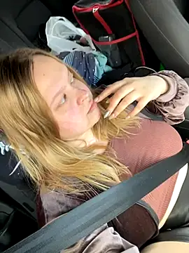 Snapshot of IMHORNYWET chatting on September 2025 10:04:02 AM IMHORNYWET online show from September 2025 10:04:02 AM