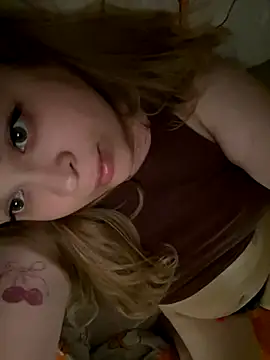 Snapshot of IMHORNYWET chatting on October 2025 12:47:02 PM IMHORNYWET online show from October 2025 12:47:02 PM