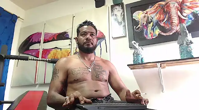 Snapshot of BladeFoxxx1 chatting on March 2025 07:17:01 PM BladeFoxxx1 online show from March 2025 07:17:01 PM