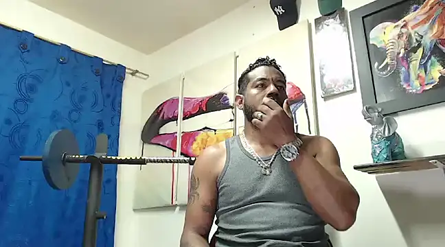 Snapshot of BladeFoxxx1 chatting on March 2025 02:37:02 AM BladeFoxxx1 online show from March 2025 02:37:02 AM