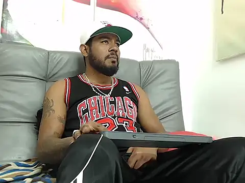 Snapshot of BladeFoxxx1 chatting on September 2025 09:14:02 AM BladeFoxxx1 online show from September 2025 09:14:02 AM