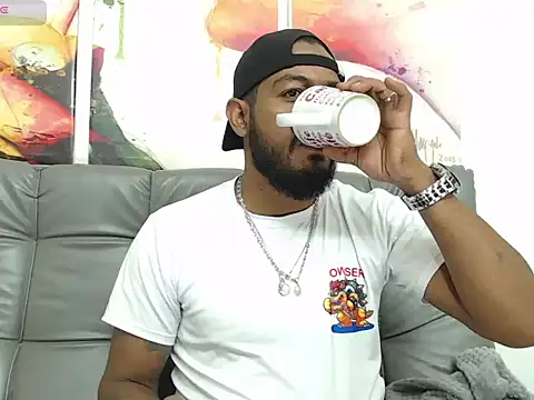 Snapshot of BladeFoxxx1 chatting on October 2025 02:34:01 AM BladeFoxxx1 online show from October 2025 02:34:01 AM