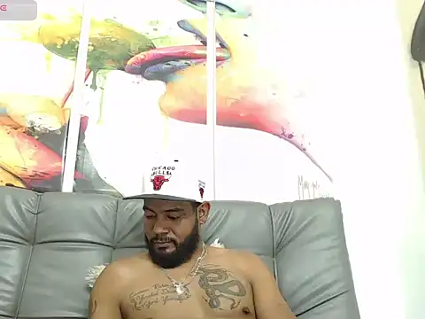 Snapshot of BladeFoxxx1 chatting on October 2025 01:44:01 AM BladeFoxxx1 online show from October 2025 01:44:01 AM