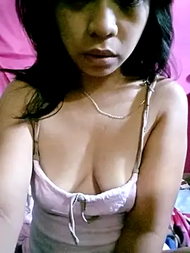 Cutie me online show from November 2025 04:00:02 AM