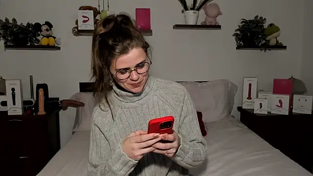 HaleyReedme online show from February 2026 07:46:01 PM