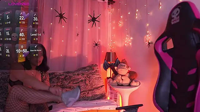 Snapshot of Madison_Mayer chatting on October 2025 01:07:01 PM Madison Mayer online show from October 2025 01:07:01 PM