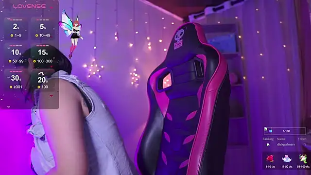 Snapshot of Madison_Mayer chatting on November 2025 01:00:02 PM Madison Mayer online show from November 2025 01:00:02 PM