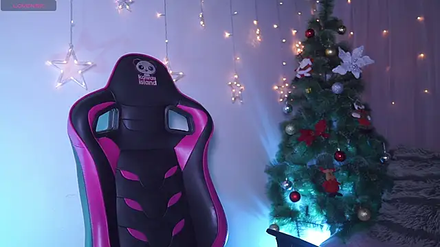 Snapshot of Madison_Mayer chatting on November 2025 12:27:02 PM Madison Mayer online show from November 2025 12:27:02 PM