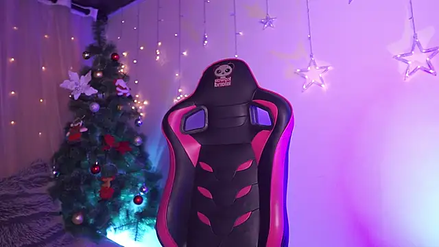 Snapshot of Madison_Mayer chatting on November 2025 12:38:01 PM Madison Mayer online show from November 2025 12:38:01 PM