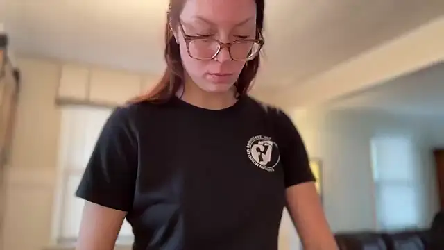 Snapshot of SpaceCowWhore chatting on March 2026 05:02:01 PM SpaceCowWhore online show from March 2026 05:02:01 PM