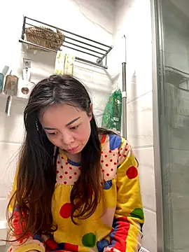 Snapshot of aa520uv chatting on October 2025 12:36:01 AM aa520uv online show from October 2025 12:36:01 AM