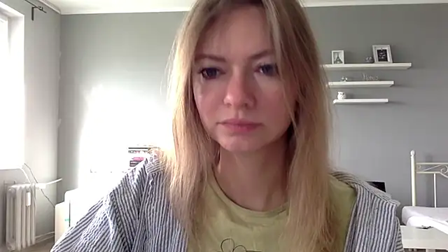 Snapshot of MillieShow chatting on April 2026 07:13:02 AM MillieShow online show from April 2026 07:13:02 AM