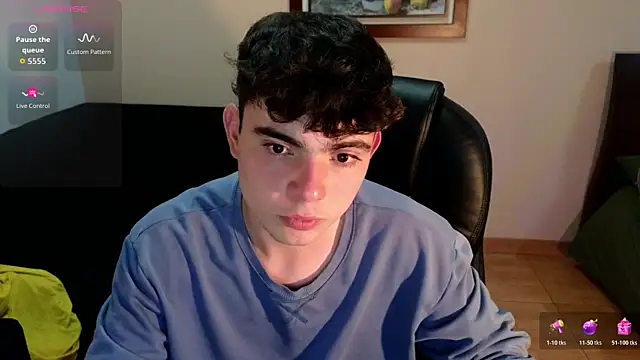 Snapshot of lukeboyce33 chatting on March 2026 04:04:02 AM lukeboyce33 online show from March 2026 04:04:02 AM