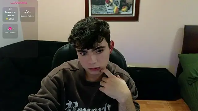 Snapshot of lukeboyce33 chatting on April 2026 04:56:01 AM lukeboyce33 online show from April 2026 04:56:01 AM