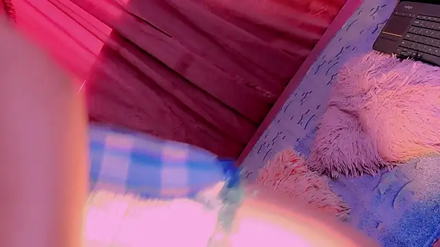 Mariana-ofc online show from September 2025 12:08:02 PM