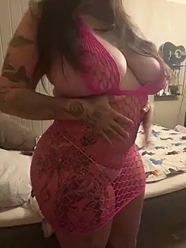 Badgyalbella online show from April 2026 09:26:01 PM