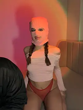 Snapshot of KristiCrazy chatting on March 2025 04:09:01 PM KristiCrazy online show from March 2025 04:09:01 PM