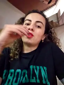 Snapshot of Sairy_ chatting on December 2025 08:50:02 PM Sairy online show from December 2025 08:50:02 PM