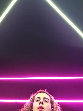 Snapshot of Sairy_ chatting on February 2026 09:32:01 PM Sairy online show from February 2026 09:32:01 PM