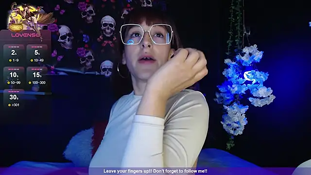 Hairydoll  online show from October 2025 10:37:02 AM