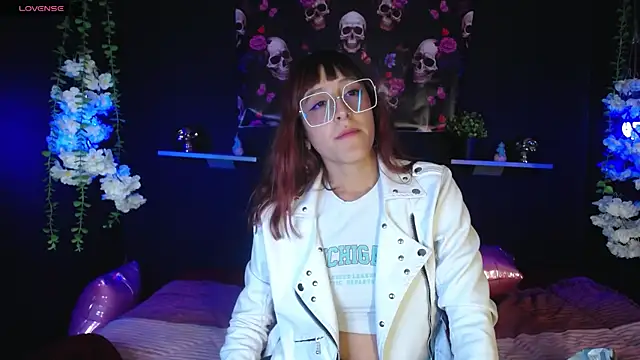 Hairydoll  online show from November 2025 08:52:01 PM